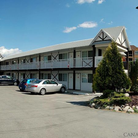 Rosedale Motel Summerland Kültér fotó