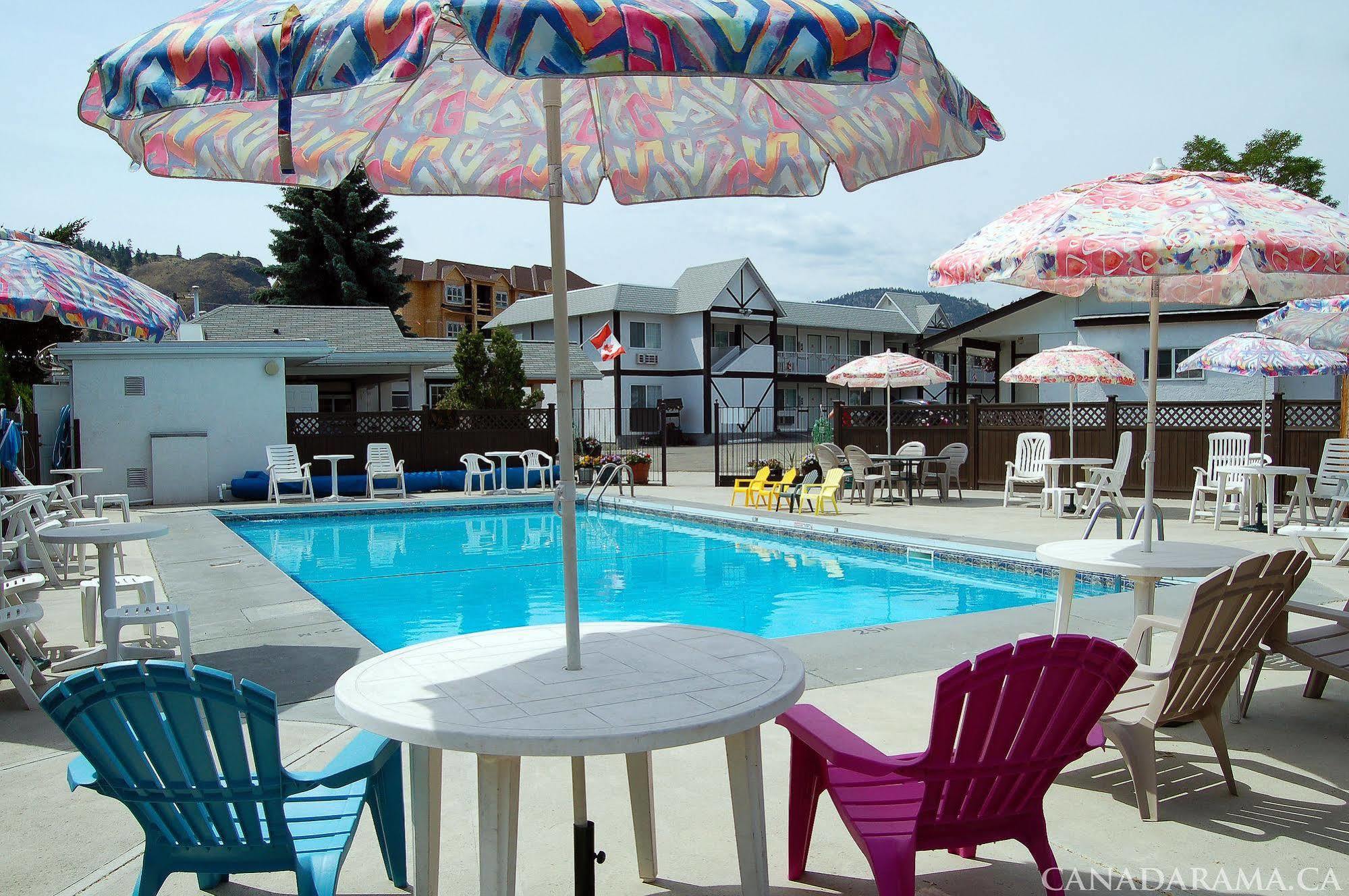 Rosedale Motel Summerland Kültér fotó